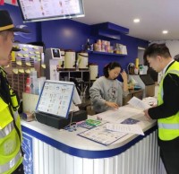 推動垃圾分類落地!社區開展店鋪垃圾分類檢查