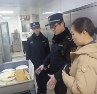 海淀城管“走街串巷”推動垃圾分類精細管理