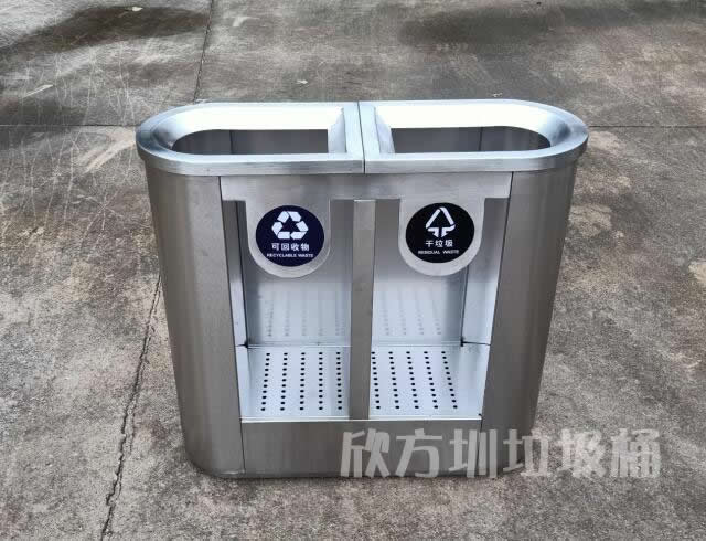 學(xué)校班級(jí)里的分類垃圾桶 學(xué)校班級(jí)里的分類垃圾桶